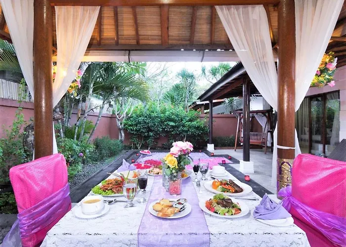 Villa Romantic Private Bali Kuta (Bali)
